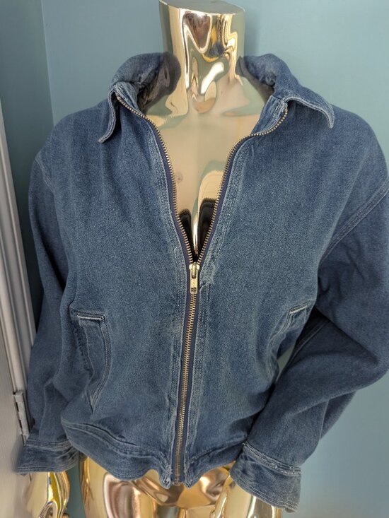Levis 725 Jackets & Blazers - Levi's 725 Vintage Denim Jacket
